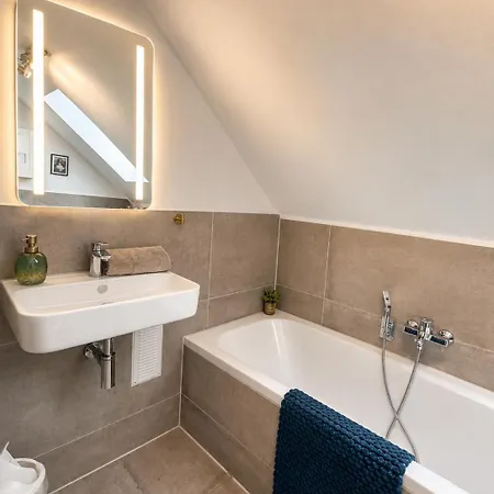 Stilvolles Loft Nahe Messe & Flughafen Duesseldorf